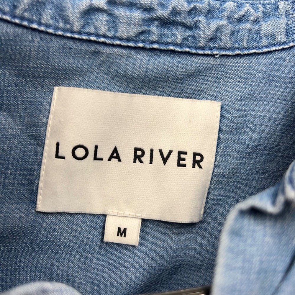 Lola River Womens Medium Denim Shirt Light Wash Snap Button Front Tie High Low - Picture 4 of 6